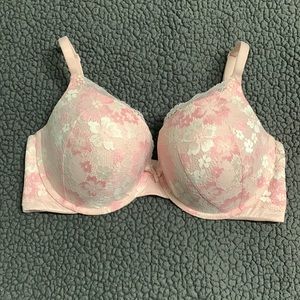 Victoria’s Secret bra
